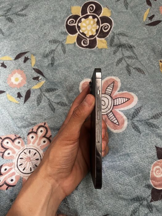 Продам iPhone 13 Pro 256 ГБ