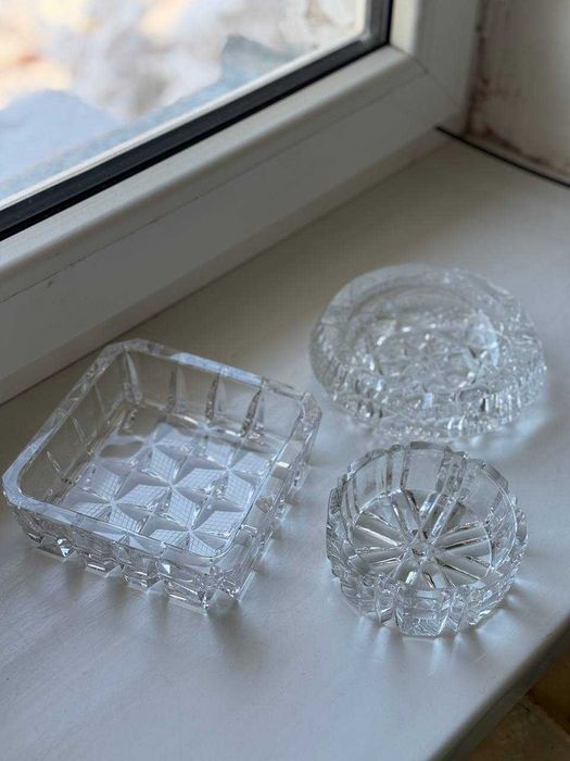 Посуда разная (без трещин, сколов)