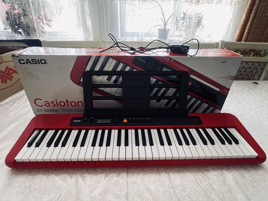 Синтезатор casio