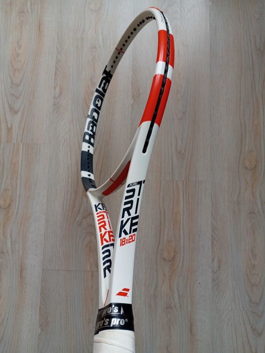 Babolat Pure Strike 98
