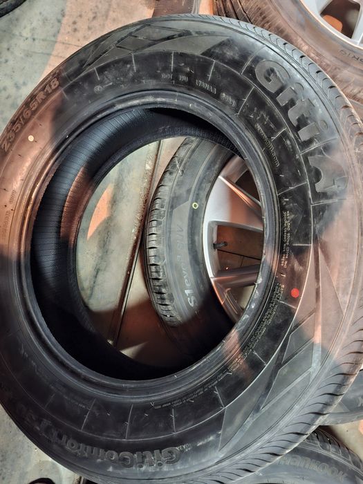 Продам шины 235/65/18 гити