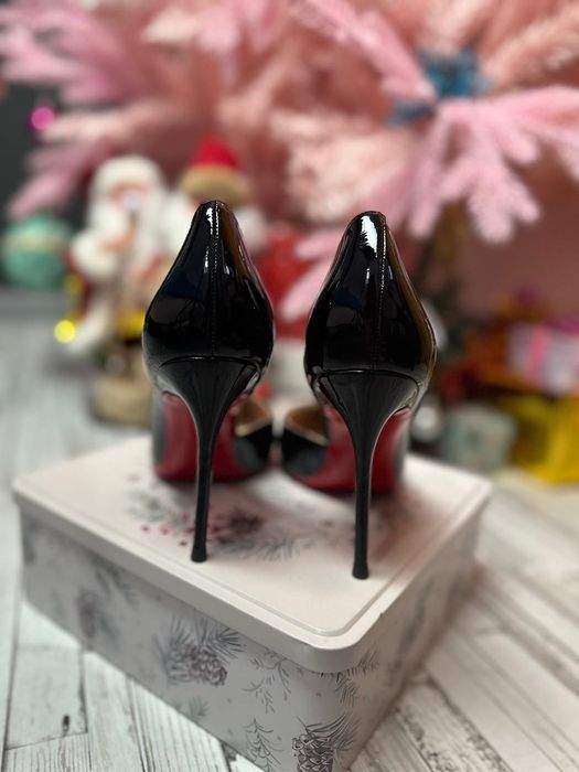 stiletto Louboutin