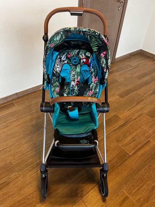 Стол за кола и бебешка количка Cybex Dj Khaled