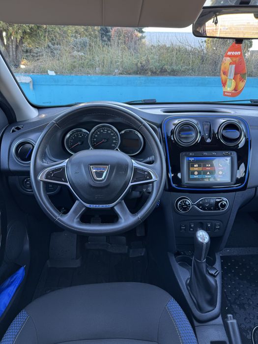 Dacia Sandero Stepway 15 Celebration - 2020/08 - 0.9 TCe