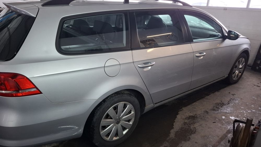 Vand bara,far,usi,plastice Passat B7