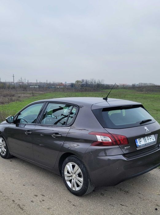 Peugeot 308 automata 1.6 , service la reprezentanta
