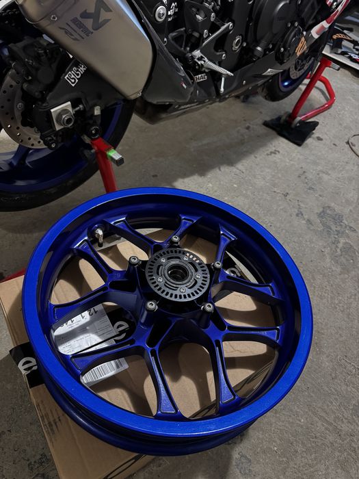 Предна джанта за Yamaha R1 2015 - 2025