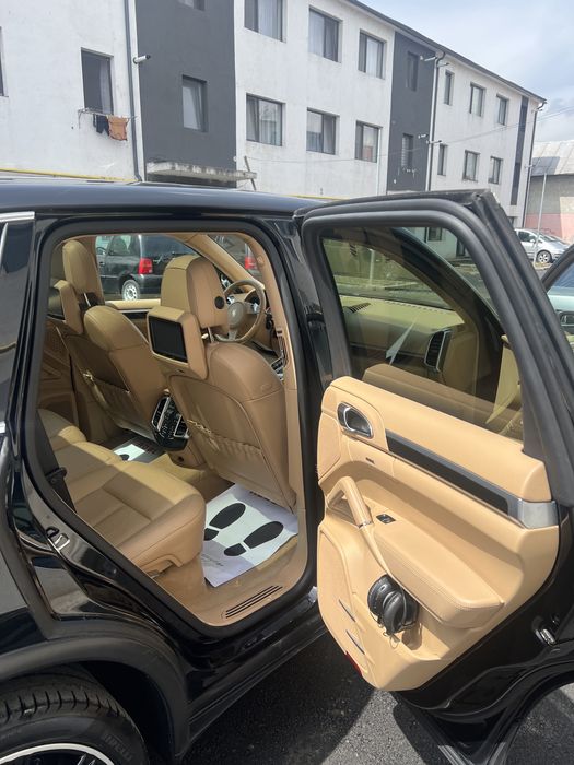 Porsche Cayenne 2014. 3.0 Diesel 245CP