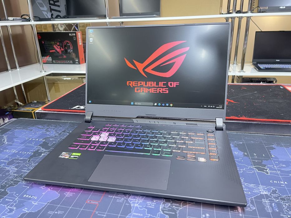 Игровой Asus ROG Strix 15 Ryzen 7-4800H/8Gb/SSD512Gb/GTX1650