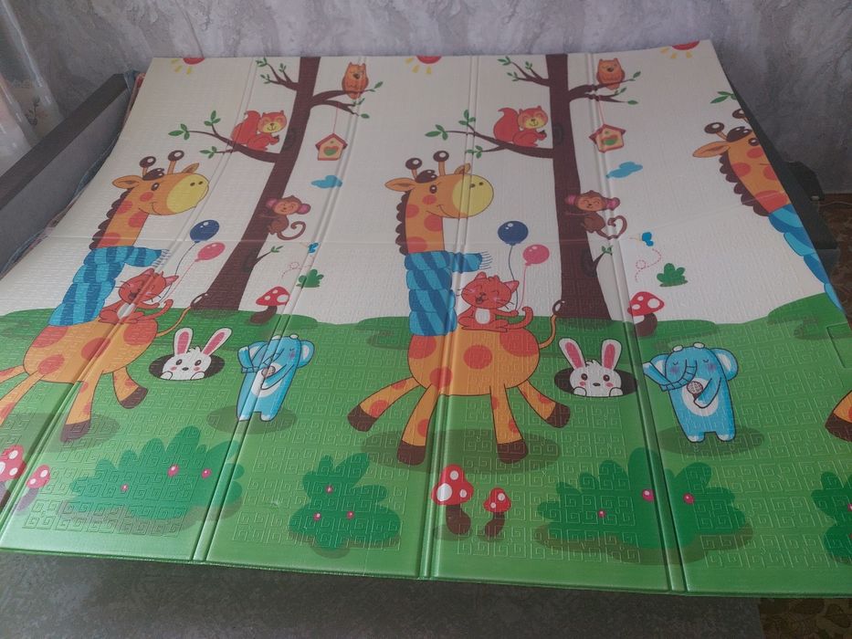 Детский коврик развивающихся