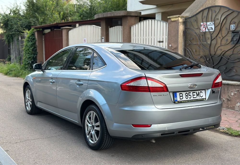 FORD Mondeo 2010 — imagine 2