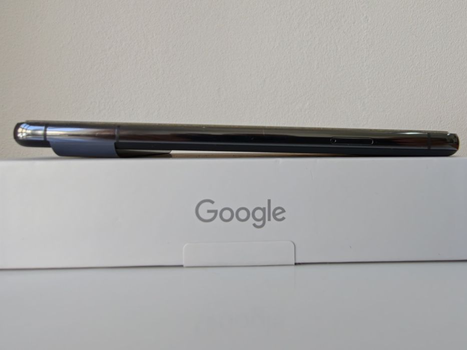 Google Pixel 8 pro - с чисто нова батерия!