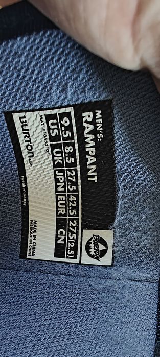 Salomon 42 и 46 1/3, и Burton 42,  42.5, 43 и 44 номер