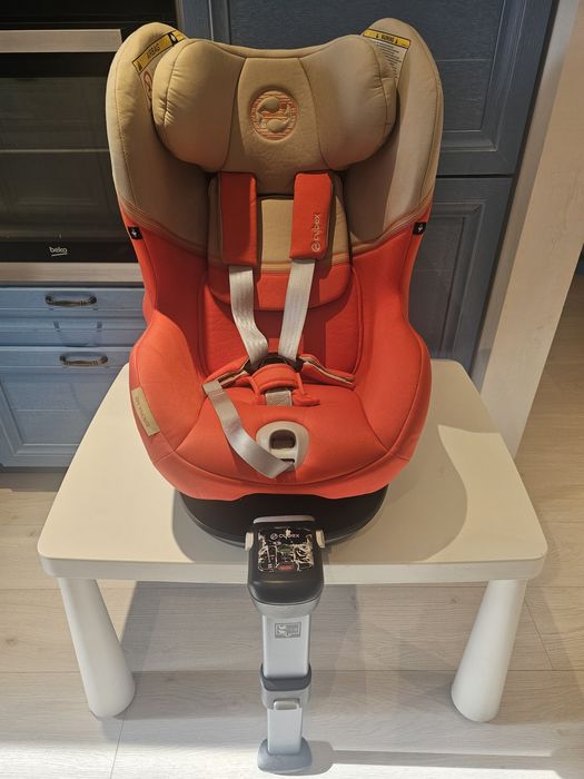 Scaun auto ISOFIX i-Size Cybex Sirona M2 Autumn Gold, 45 -105 cm, Rosu