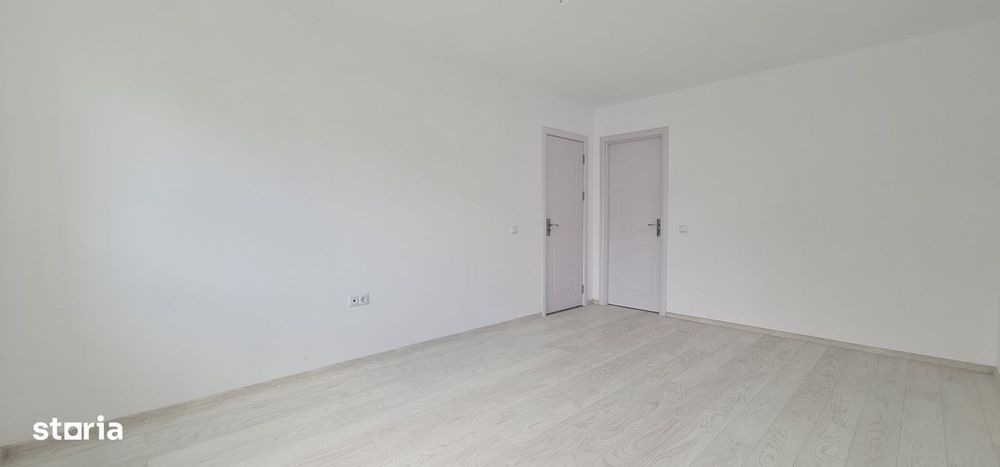 Casa 4 camere (nemobilata, neutilata) cartier Izvor Tarlungeni Brasov