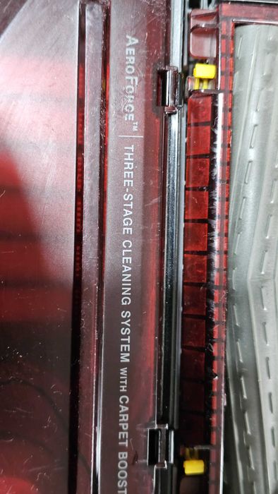 Продавам iRobot model: Roomba 980