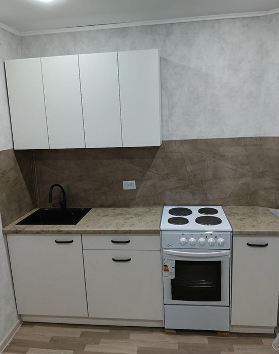 Продам 1 клмн.кв. 20 мкр.