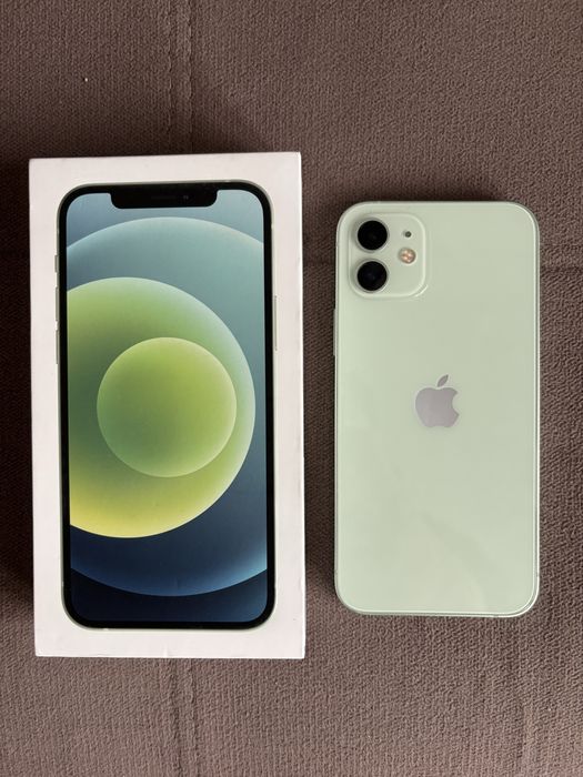 Айфон 12 в хорошем состояние