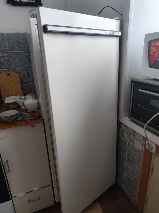 Холодильник и стиралка в рабочем состояние