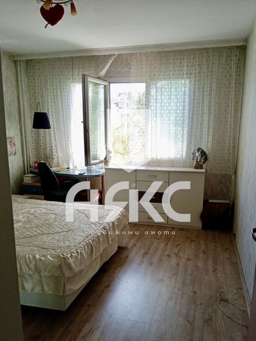 Продава се Тристаен апартамент в София, Илинден - 86 кв.м за 2384 €/кв.м - Снимка #1
