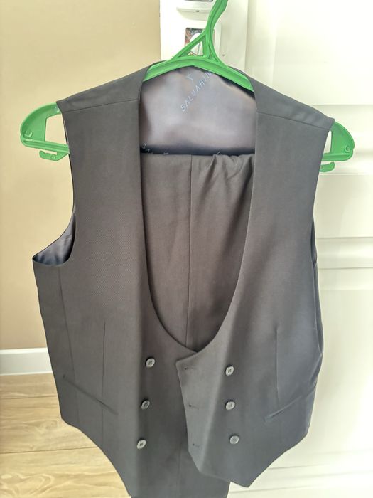 костюм новый не бу