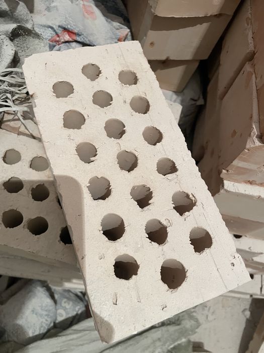 Продам строительные кирпичи