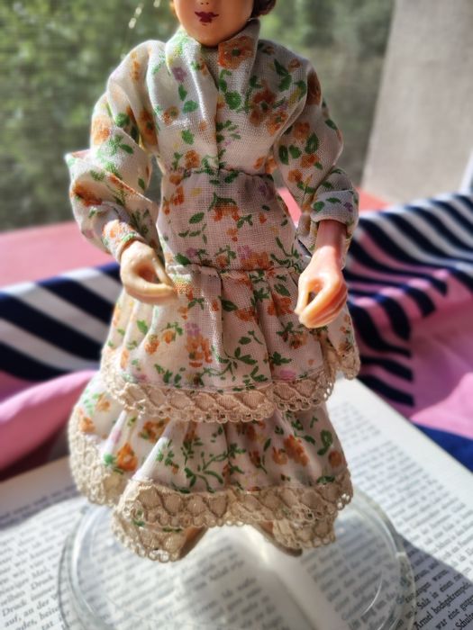 Păpușă tradițional românească veche