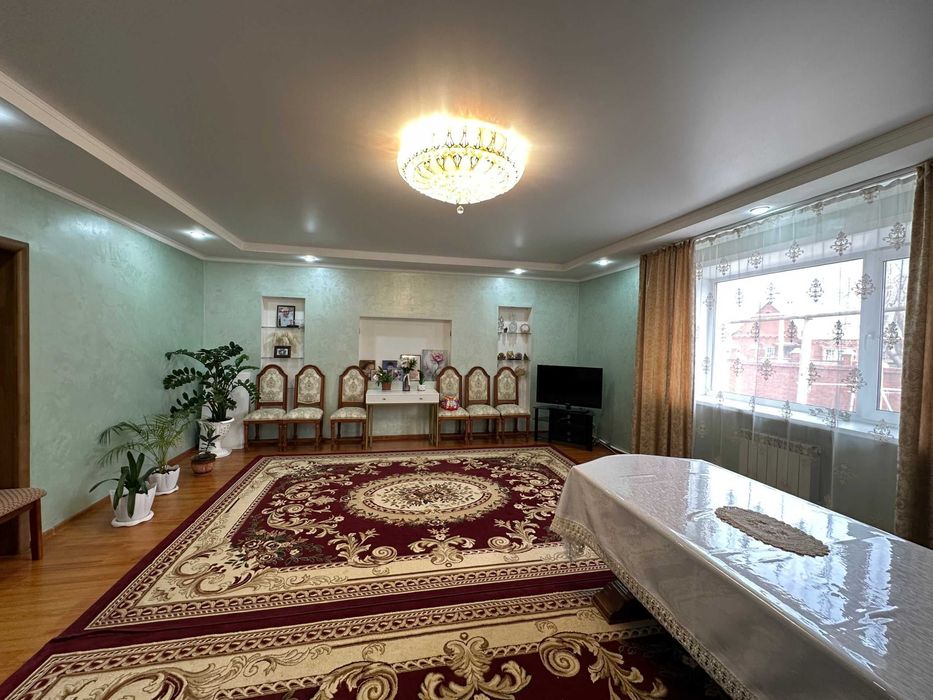 Продам дом в районе КСК