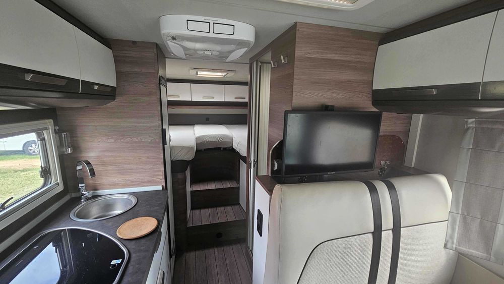 Autorulota Integrata Knaus  I 650 MEG