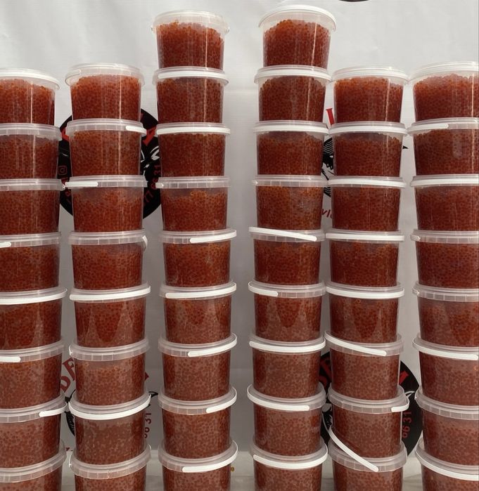 Черная икра , красная икра