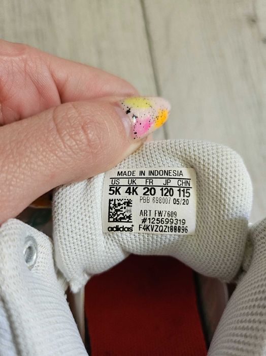 Adidași fete Adidas