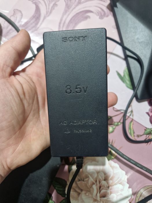 Playstation 2 slim ,controller original , card memorie