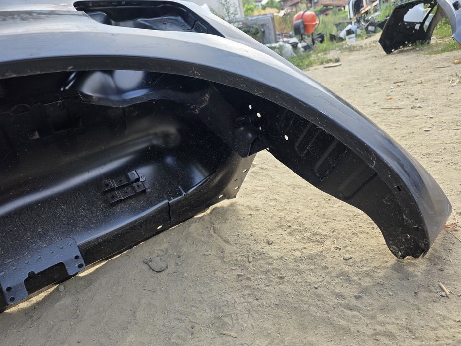 Nissan Navara 15- D23 NP300 2020  заден Десен панел калник лиген