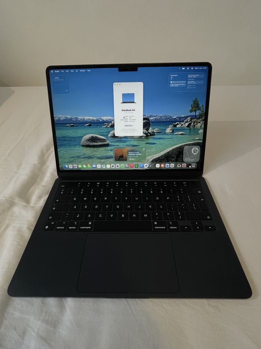 MacBook M3 air