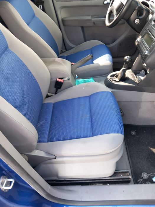 Volkswagen Caddy benzină, 3.396 € — imagine 5