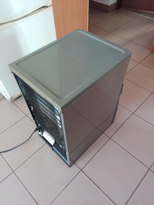 Dozator apă rece caldă La Fântână