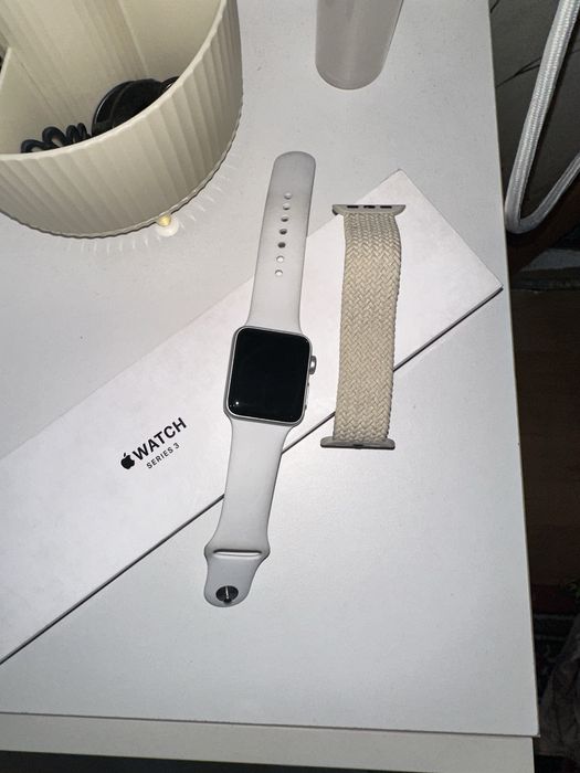 Срочно продам Apple Watch