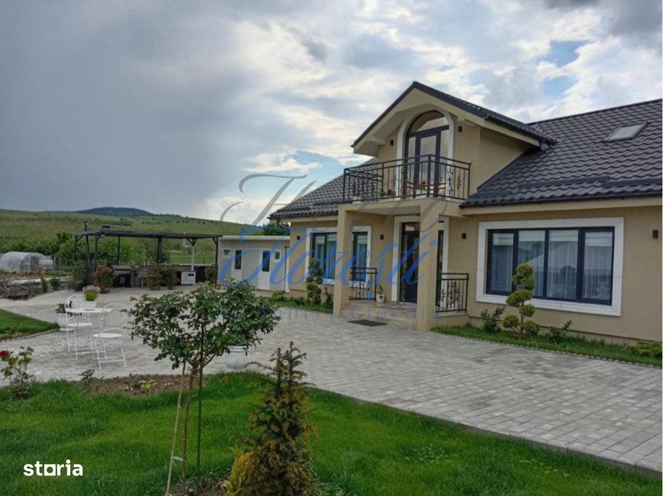 Casa 3 camere + plantatie de zmeura, 200 mp, Fodora, Cluj