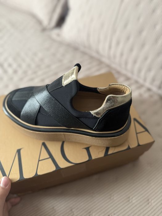 Обувь из замша натуральной