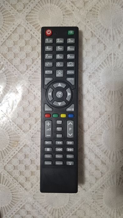 Televizor, yangi.