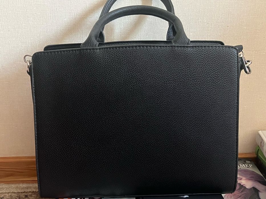 сумочка Stradivarius