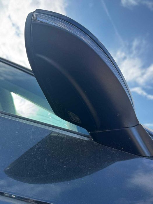 Oglinda dreapta Vw Golf 7 hatchback cu rabatare electrica si lumina ambientala de europa