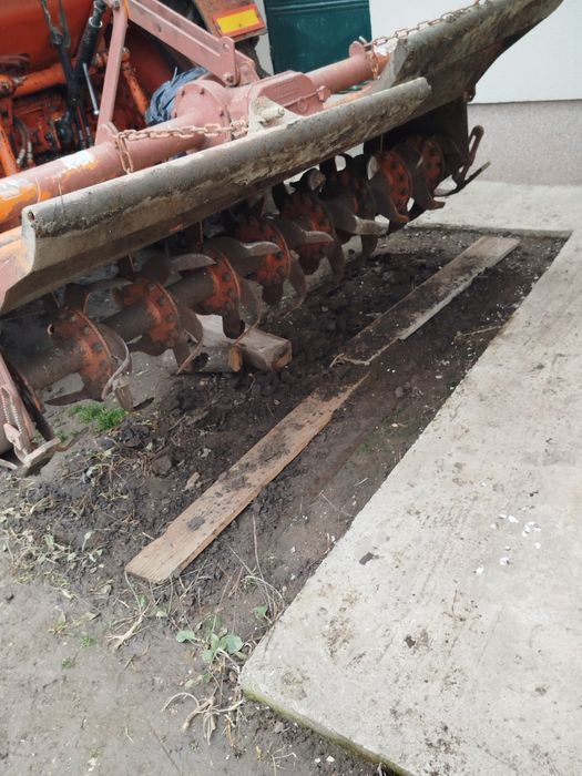 Vând freză Maschio de 2m