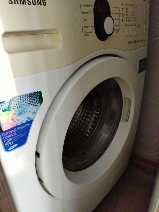 Продам стиральную машинку