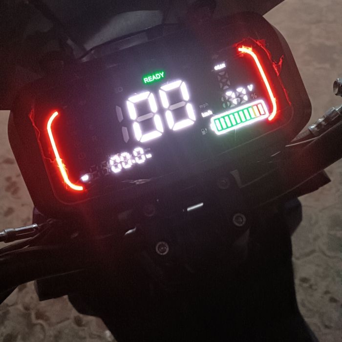 Skuter 3 oy oldin olingan