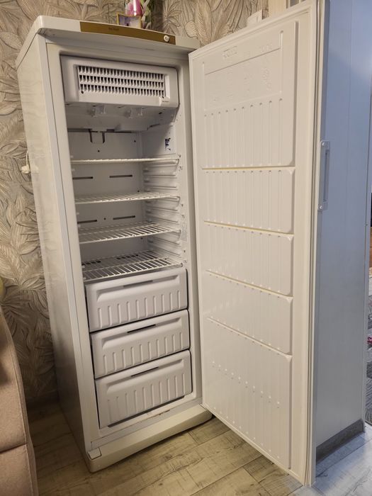 Морозильная камера indesit