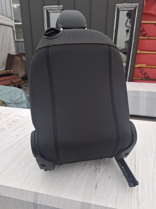 Vand scaune noi Fiat 500