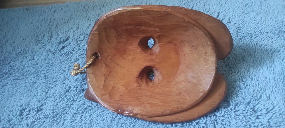 Masca din lemn Mayasa