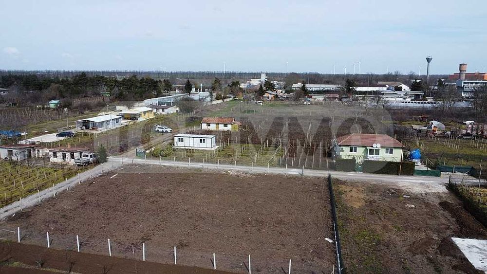 Продава се Парцел в Каварна - 1147 кв.м за 16 €/кв.м - Снимка #1