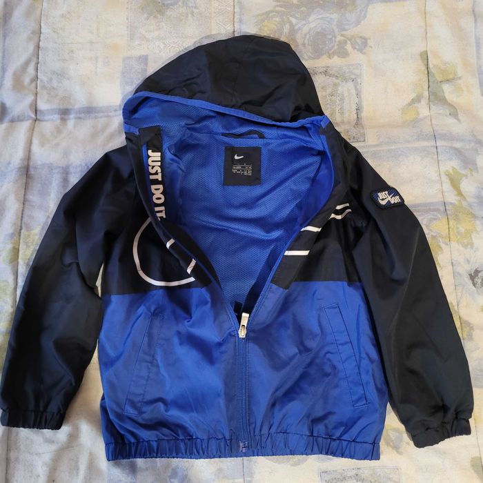 Детско тънко яке Найк